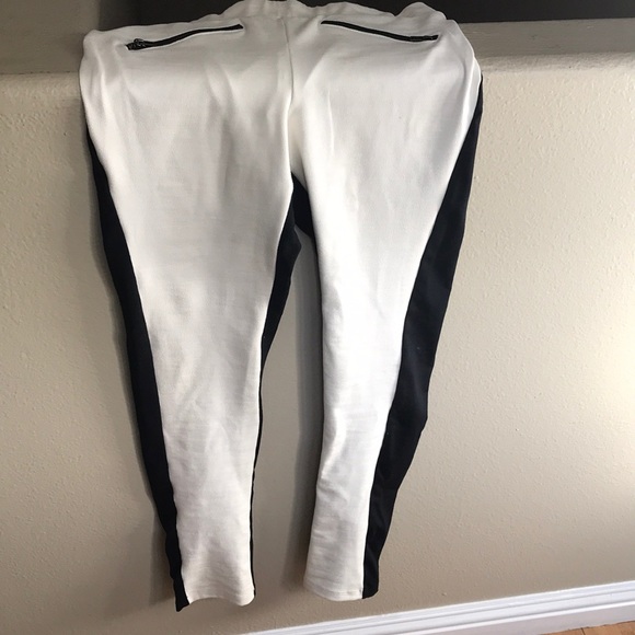 White and Black Bebe Leggings - Picture 1 of 5